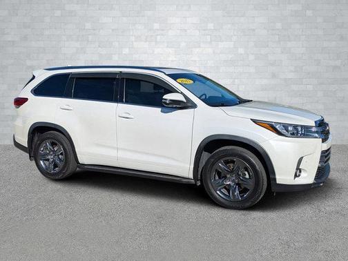 2017 Toyota Highlander Limited Platinum