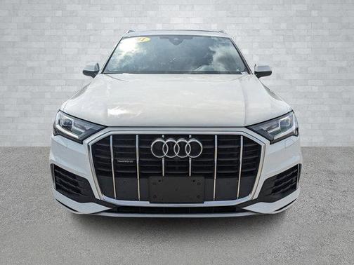 2021 Audi Q7 45 Premium Plus
