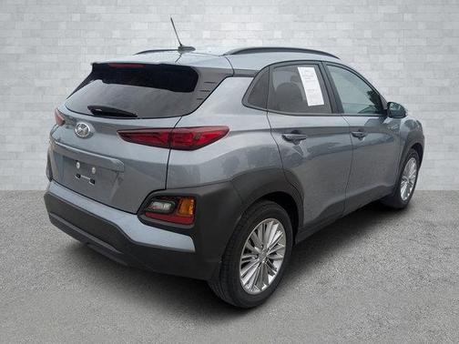 2021 Hyundai KONA SEL