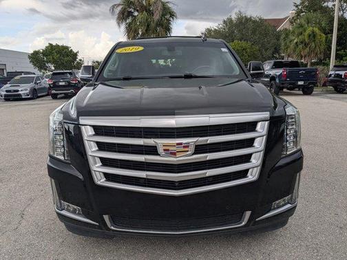 2019 Cadillac Escalade Standard