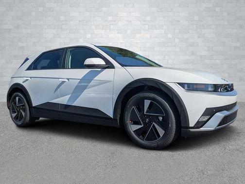 2025 Hyundai IONIQ 5 SE