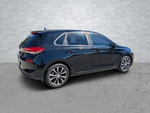 2018 Hyundai Elantra GT Base