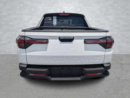 2025 Hyundai SANTA CRUZ SEL Activity