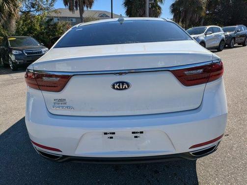 2017 Kia Cadenza Premium