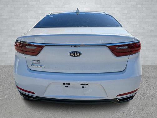 2017 Kia Cadenza Premium