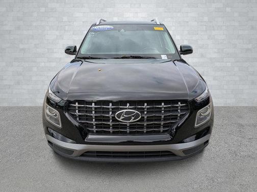 2022 Hyundai VENUE SEL