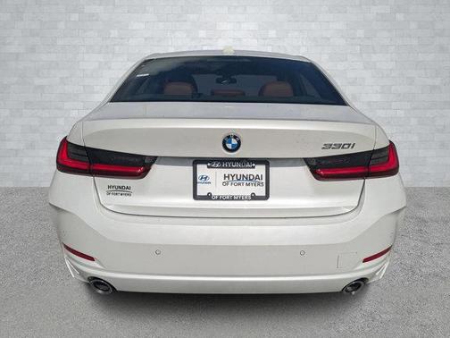 2023 BMW 330 i