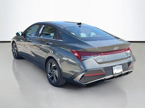 2025 Hyundai ELANTRA HEV Limited