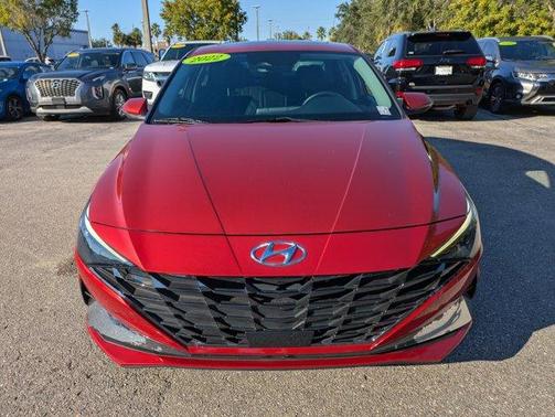 2022 Hyundai ELANTRA Limited