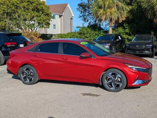 2022 Hyundai ELANTRA Limited