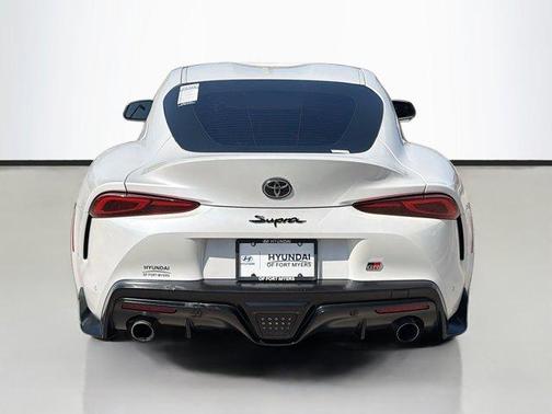 2021 Toyota Supra 2.0