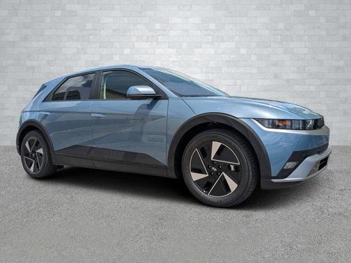 2025 Hyundai IONIQ 5 SE