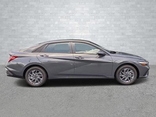 2025 Hyundai ELANTRA HEV Blue