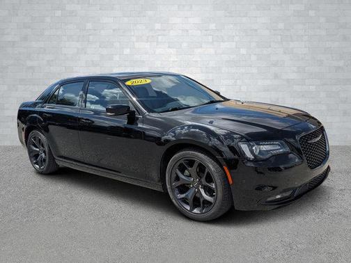 2023 Chrysler 300 S