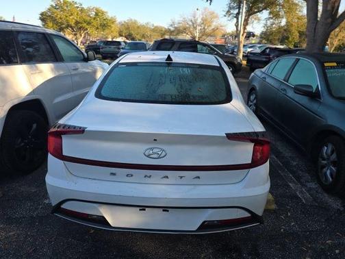 2023 Hyundai SONATA SE