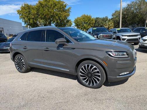 2022 Lincoln Nautilus Black Label