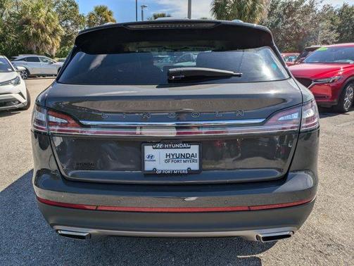 2022 Lincoln Nautilus Black Label