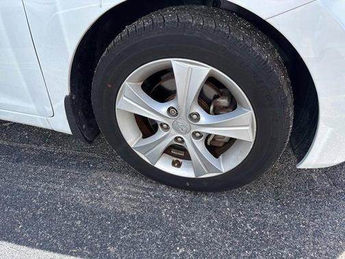 2016 Hyundai ELANTRA Value Edition
