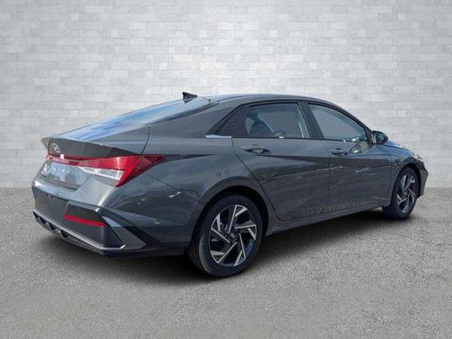 2025 Hyundai ELANTRA HEV Limited