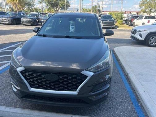 2019 Hyundai TUCSON SE