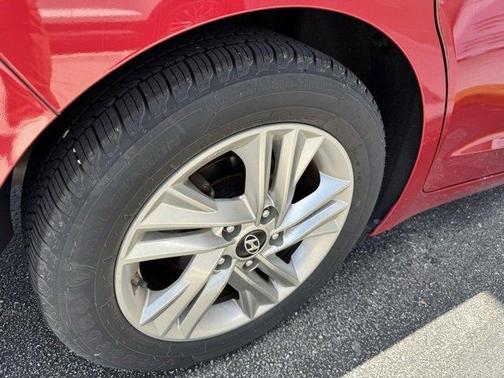 2019 Hyundai ELANTRA Value Edition