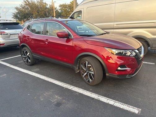 2021 Nissan Rogue Sport SL