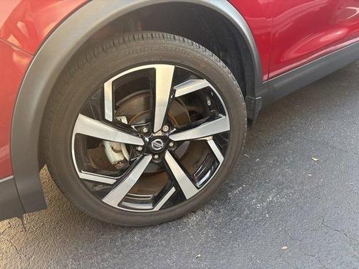 2021 Nissan Rogue Sport SL