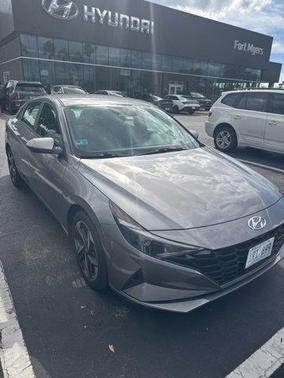 2023 Hyundai ELANTRA SEL
