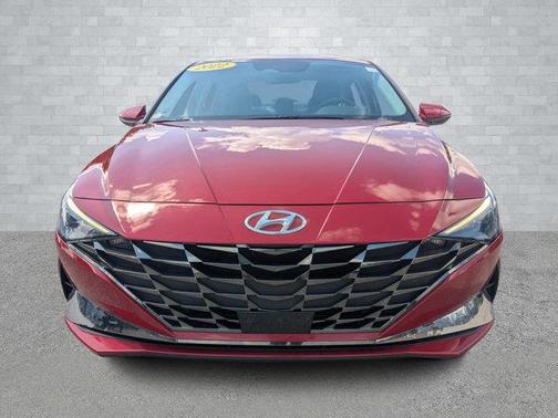 2022 Hyundai ELANTRA Limited