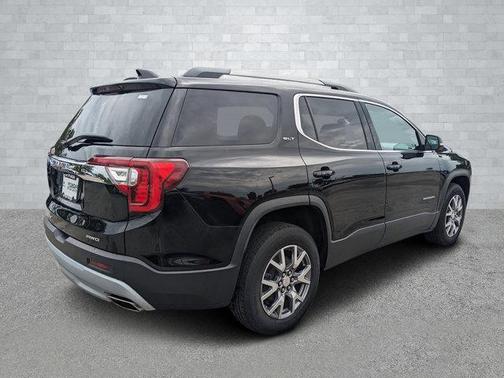 2021 GMC Acadia SLT