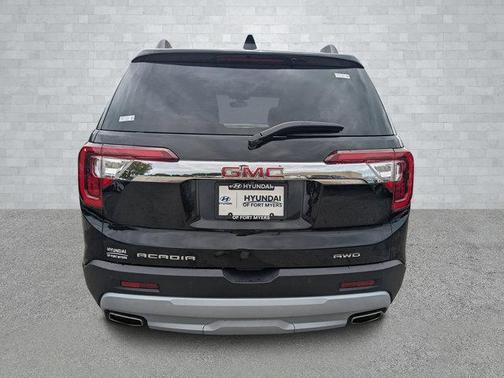 2021 GMC Acadia SLT