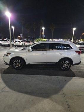 2017 Mitsubishi Outlander SEL