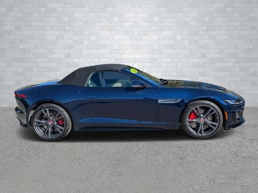 2022 Jaguar F-TYPE R