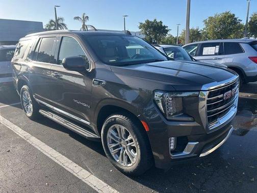 2021 GMC Yukon SLT