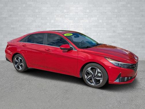2022 Hyundai ELANTRA SEL