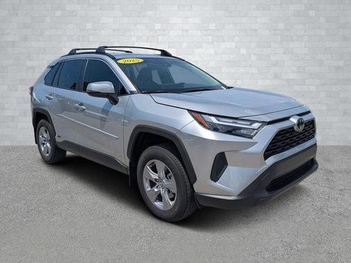 2025 Toyota RAV4 Hybrid XLE
