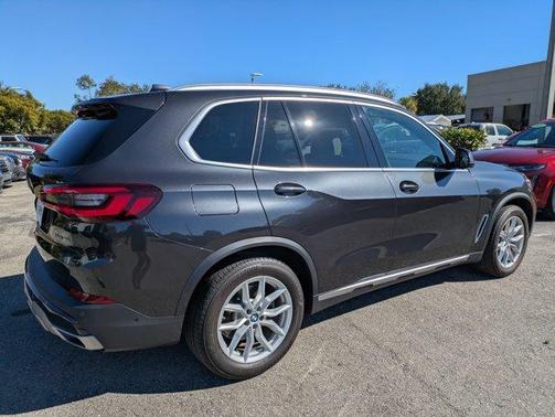 2022 BMW X5 xDrive40i