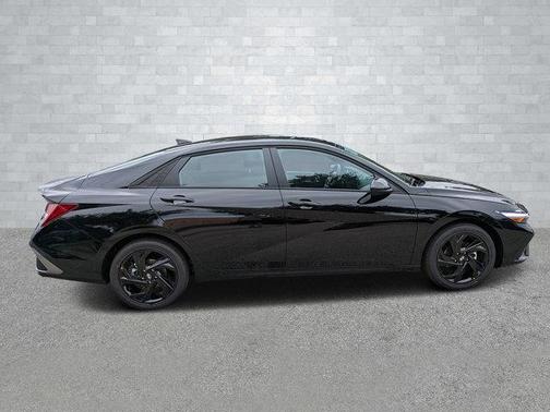 2026 Hyundai ELANTRA HEV SEL Sport