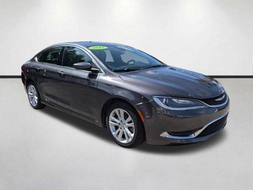 Granite Crystal Clearcoat Metallic 2017 Chrysler 200 Limited