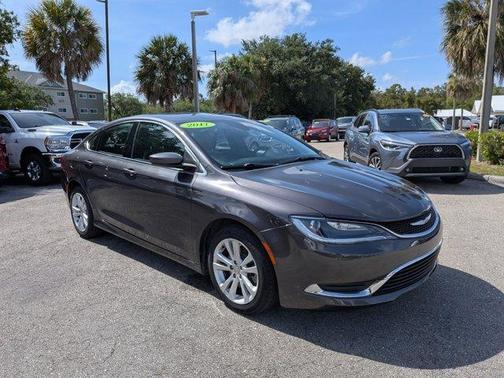 Granite Crystal Clearcoat Metallic 2017 Chrysler 200 Limited