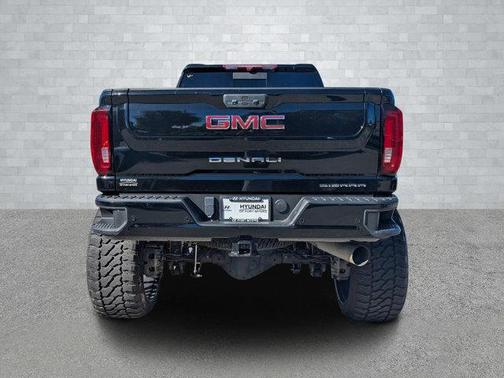 2023 GMC Sierra 2500 Denali