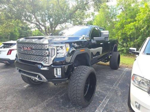 2023 GMC Sierra 2500 Denali