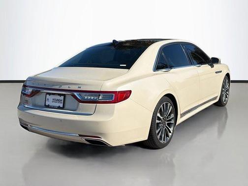 2018 Lincoln Continental Select