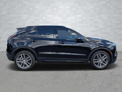 2022 Cadillac XT4 Sport