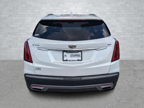 2021 Cadillac XT5 Premium Luxury