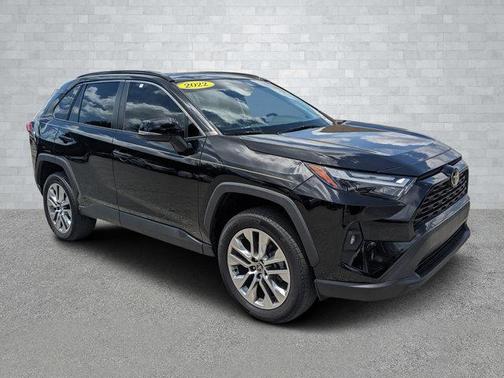 2022 Toyota RAV4 XLE Premium