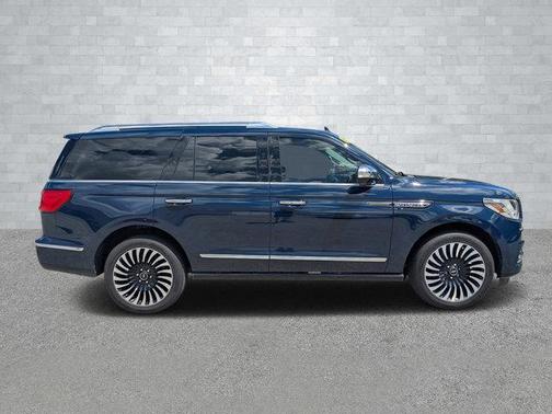 2019 Lincoln Navigator Black Label