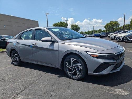 2025 Hyundai ELANTRA HEV Limited