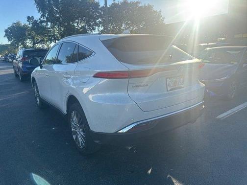 2021 Toyota Venza XLE