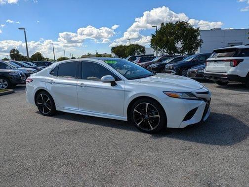 2020 Toyota Camry XSE